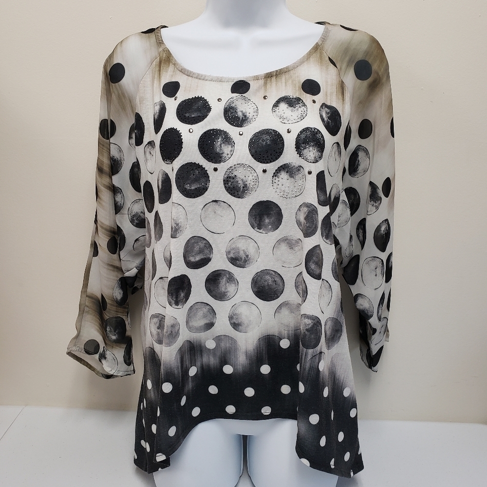 B.L.E.U. Circle Moons Top Size Large BLEU